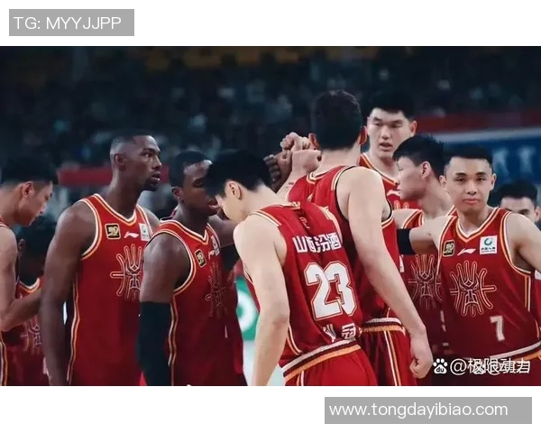 2011年CBA季后赛广东队与广厦队激战回顾与精彩瞬间分析