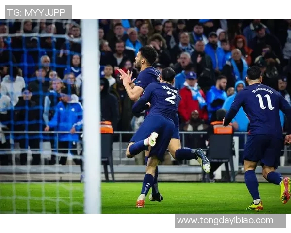 勒沃库森主场大胜，击败阿尔勒实现三连胜